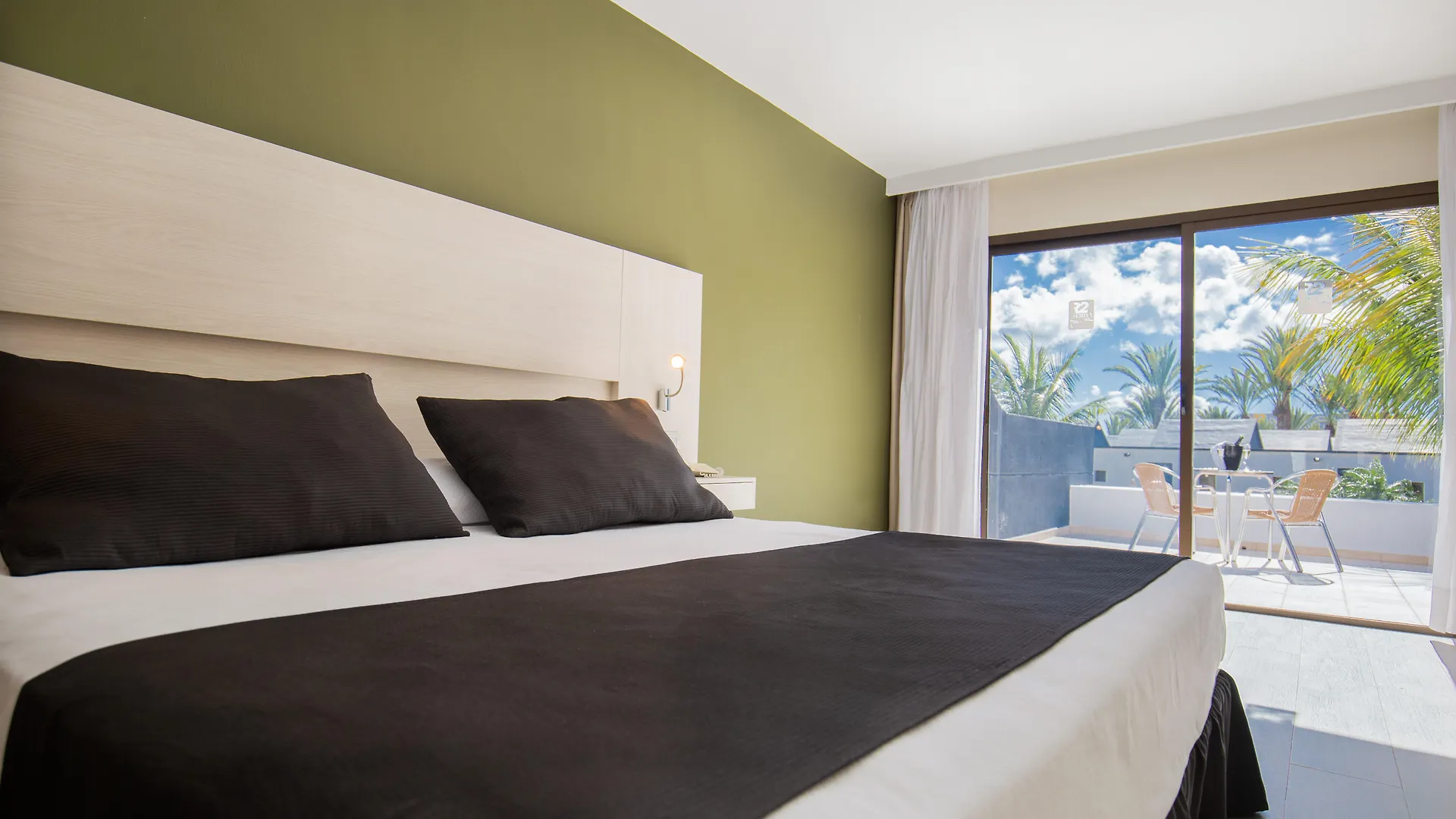 R2 Romantic Fantasia Dreams & Suites Hotel (Adults Only) Tarajalejo